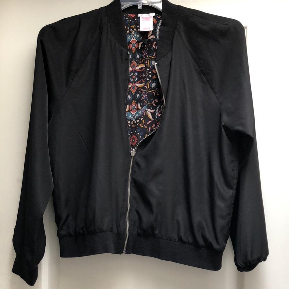 Black light bomber